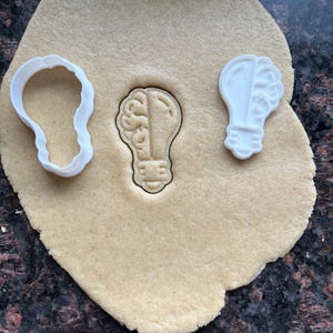 Light bulb cookie cutter, Lamp cookie stamp, Brain cookie mold, Lamp dough cutter, Baking tools, Light bulb polymer clay cutter