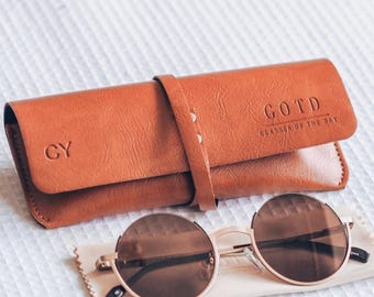 Oliver Peoples Vintage Y2K Wrap Around Sunglasses Model  display picture 1