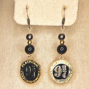Wizard 9 3/4 Black earrings