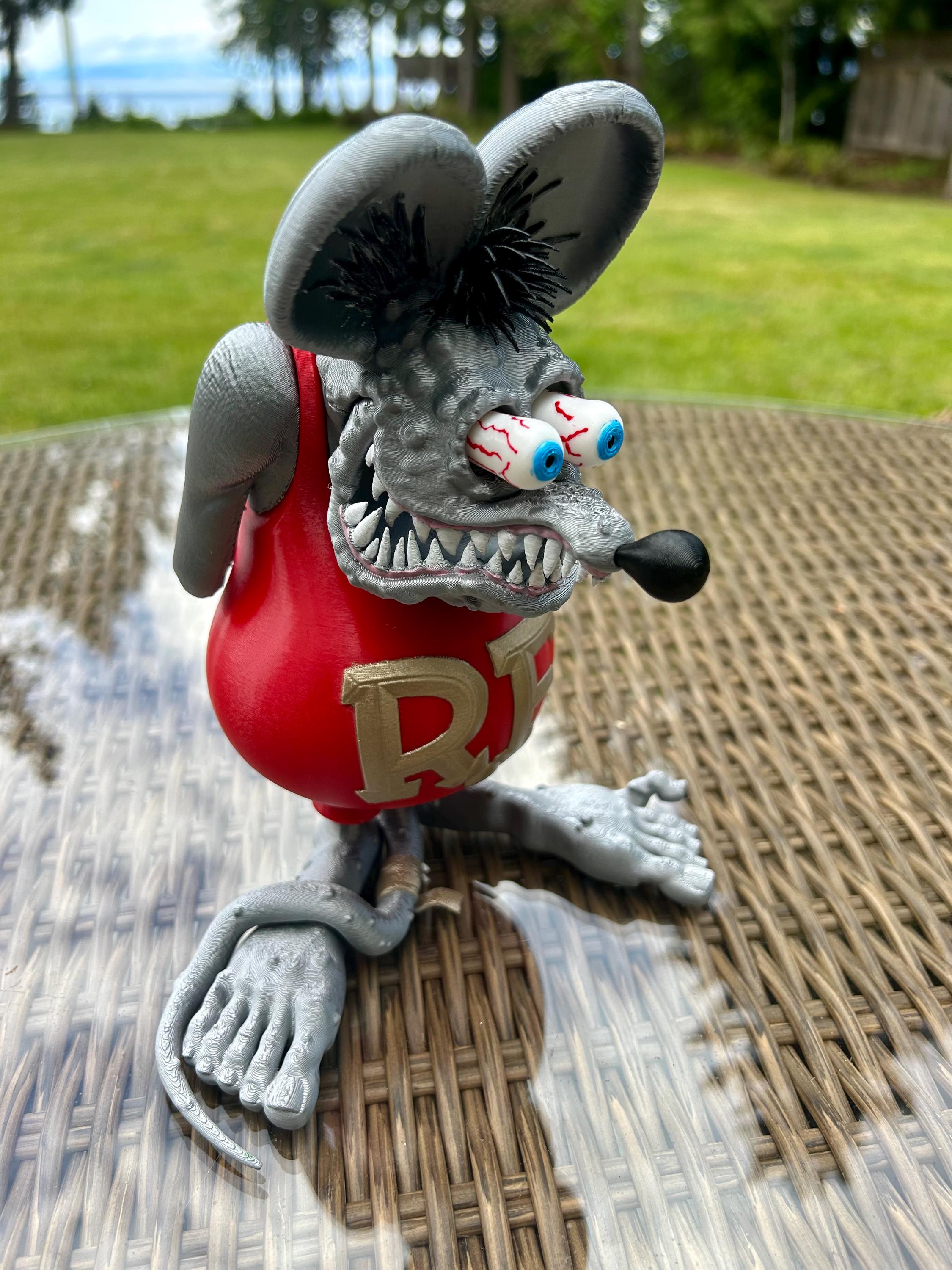 首振り Rat Fink フィギュア Ed Roth Rat Fink Figurine - Rat Fink Collectible - Silver Rat Fink - Ed