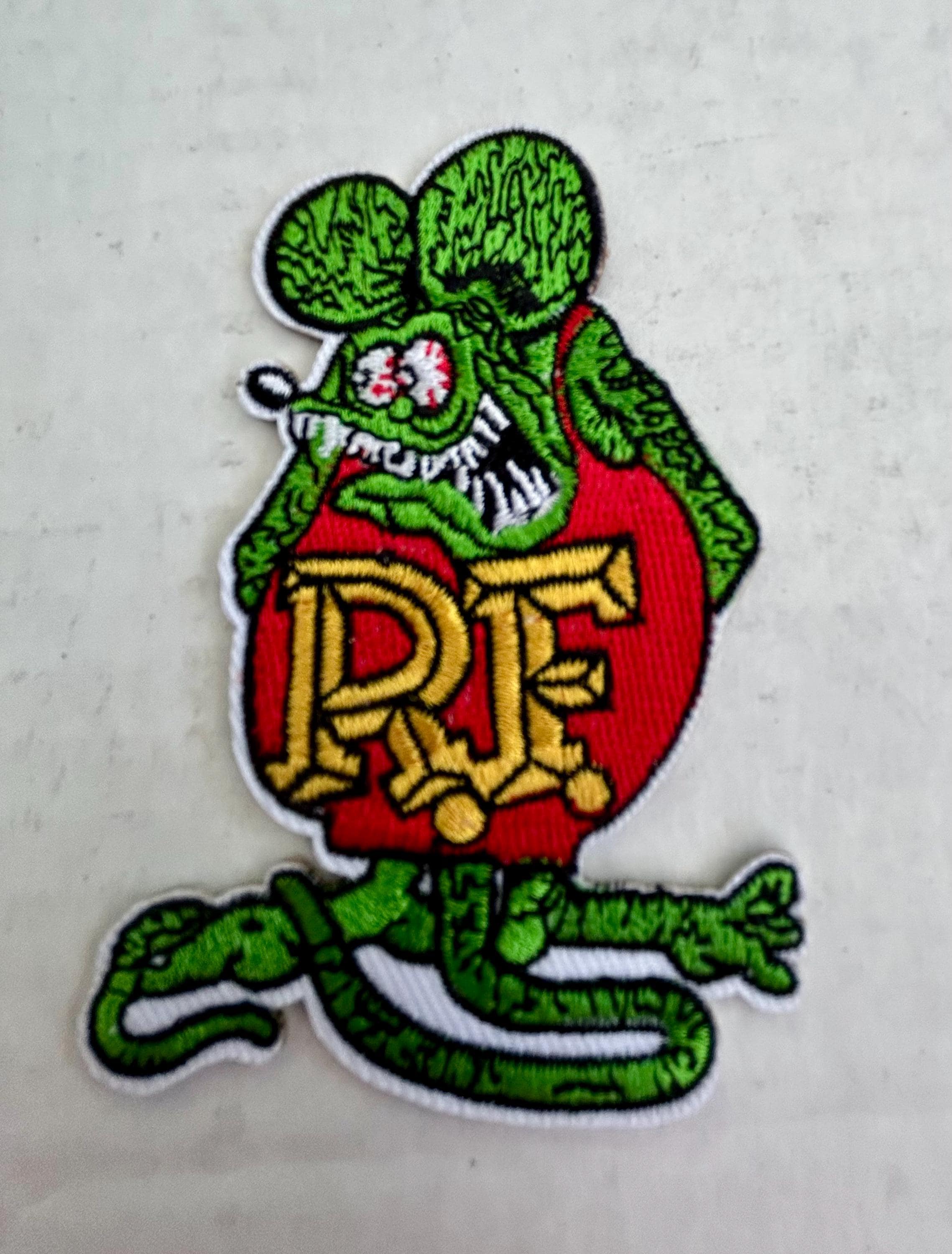 ラットフィンク　RAD ROC ART レジン　2体セット rf-monster.jpg