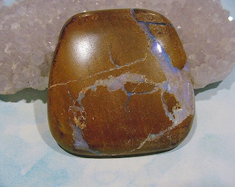 Austrailian Boulder Opal Forme libre Trapézoïde Pierre forée / Pendentif faisant 17t46