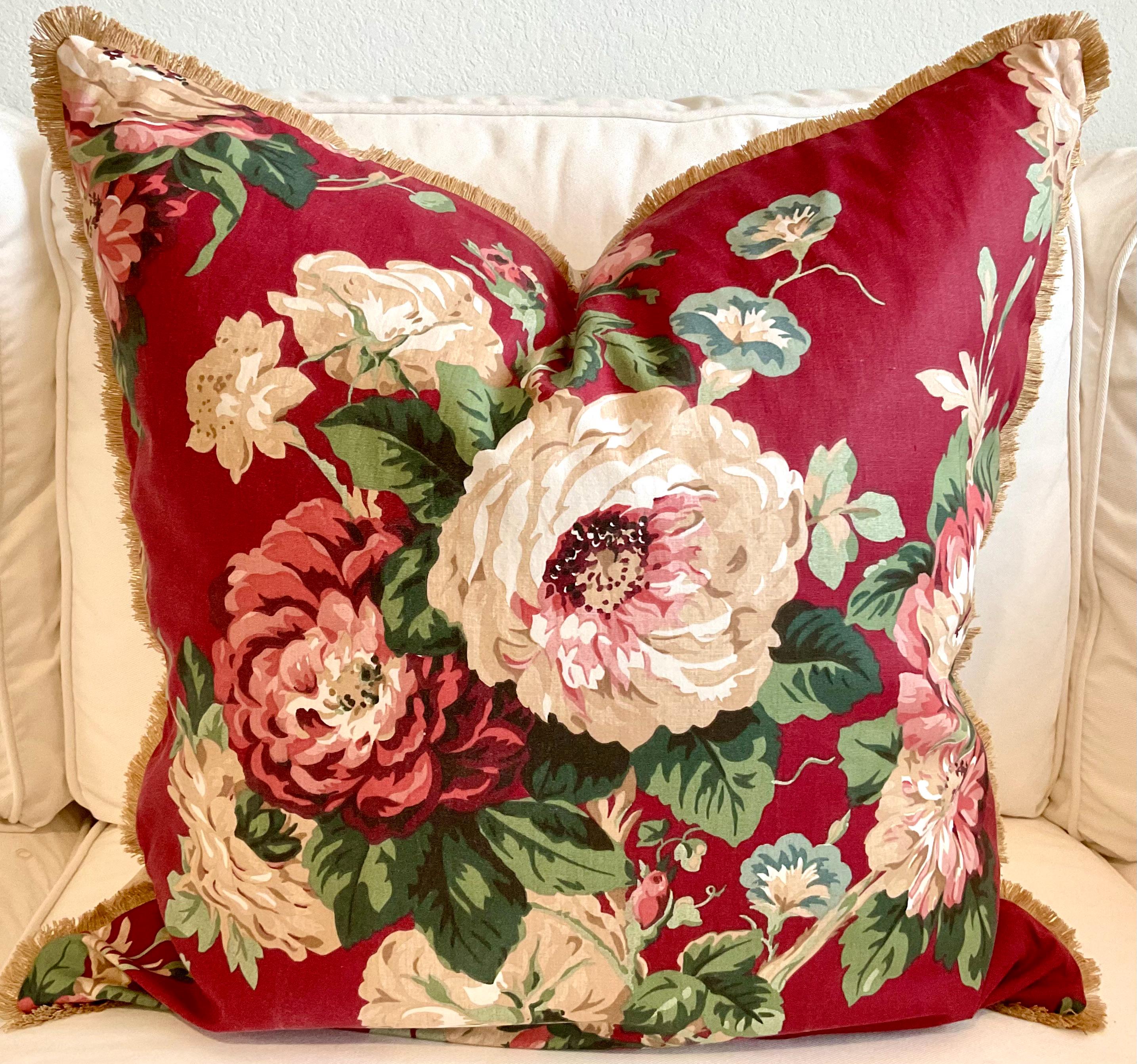 Vintage Floral Throw Pillowsnull