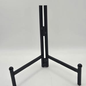 Black Metal Art Display Stand: Adjustable Easel for Plates and Art displays Stand 6.5 Black Iron
