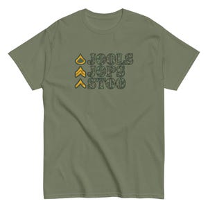 Unisex Baumwoll-T-Shirt - Jools Jops Stoo - Inspiriert von dem Commodore Amiga-Spiel Cannon Fodder