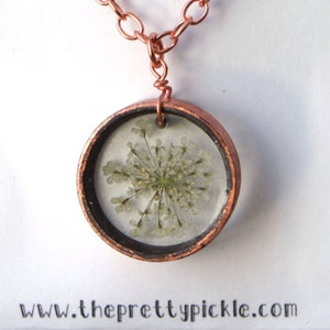 Queen Anne&#39;s Lace Blumenhalskette, Resin Blumenhalskette, echte gepresster Blumenschmuck
