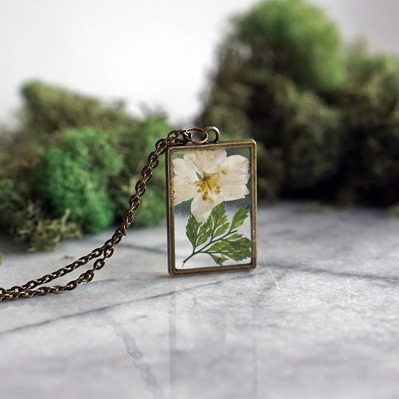 December Birth Flower Necklace, Real Flower Necklace, Paperwhite Narcisuss Flower, Birthday Flower, BotanicalJewelry, Pressed Flower Jewelry image 5