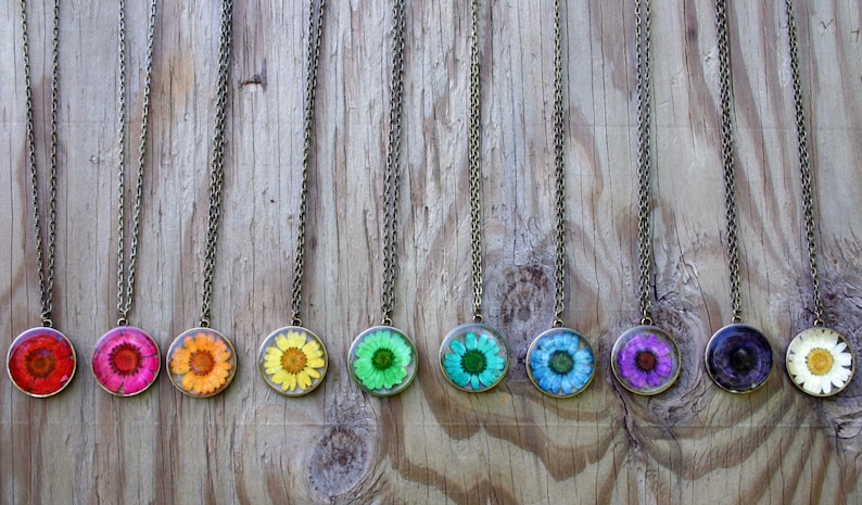 Pick Your Color Rainbow Daisy Necklace, Real Flower Necklace, Chrysanthemum, Botanical Jewelry, Pressed Flower Jewelry, Antique Bronze image 2