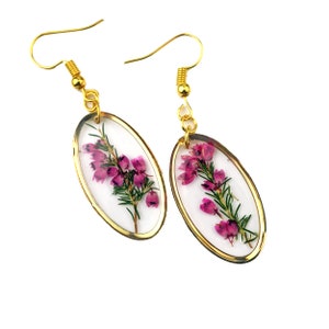 Heather Flower Oval Earrings,  Real Pressed Heather, Bright Pink Heather Flowers, Gold Earrings, Statement Earrings, Floral  Earrings