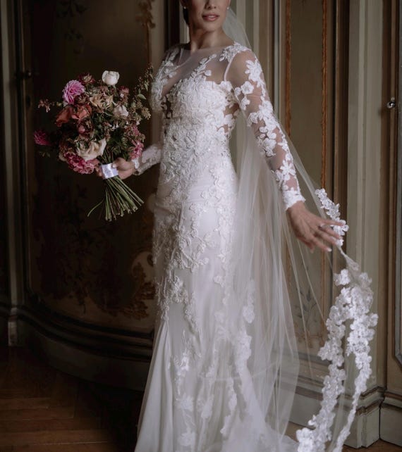 chinese dress ladies Romantic Lace A-line Wedding Dress with Slit and Sleeves – Viniodress