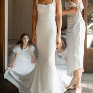 Minimalist Wedding Dress – Crepe Mermaid Gown – Square Neck Bridal Dress – Sleeveless Fit and Flare – Modern Elegant Train Dress