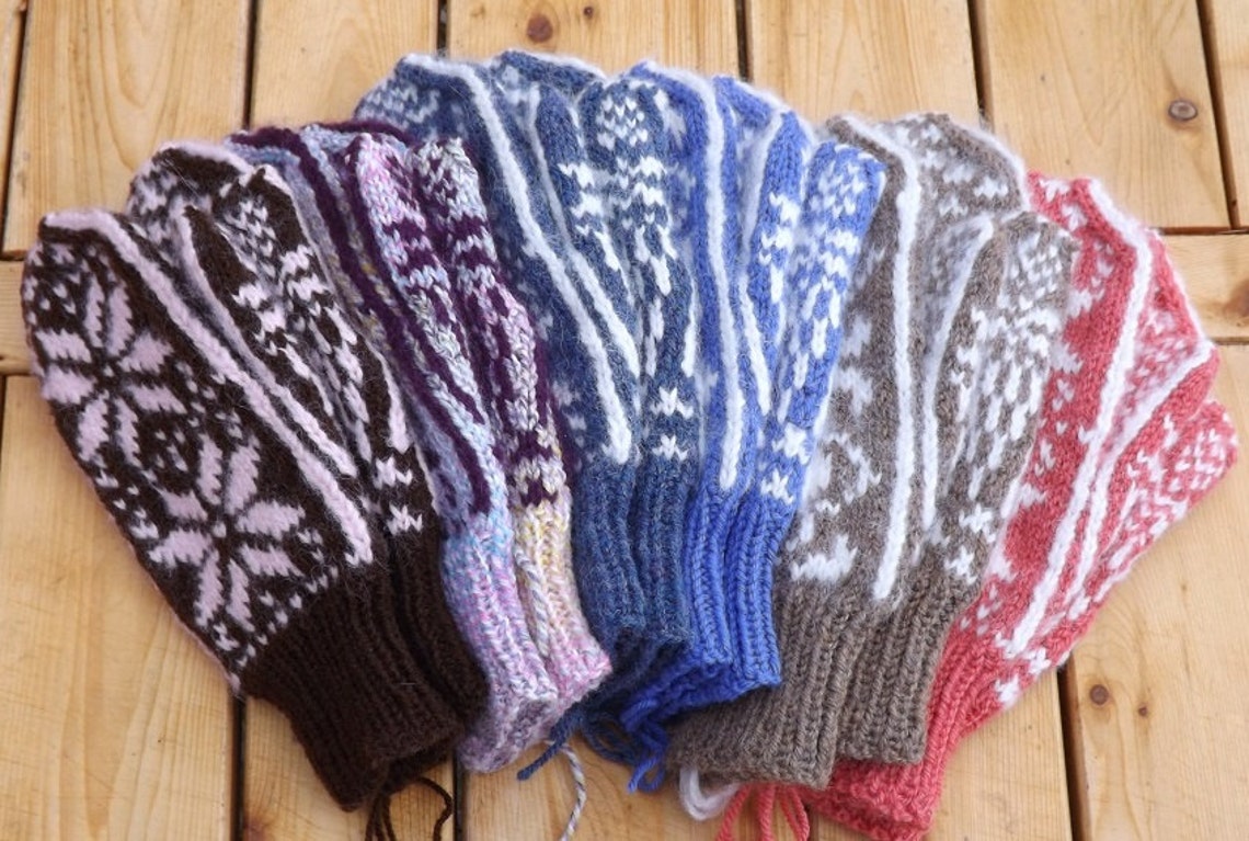 Alpaca Wool Flower Embroidered Mittens in Cream (XS-L) main image 1