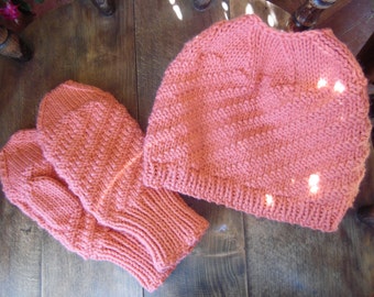 Hat & Mitten set, Ponytail hat set , Peach hat mitten set