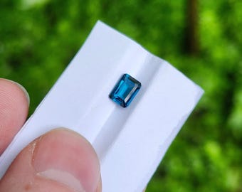 1.09 Karat lebendiger blauer Indigolith Turmalin | Vintage Zustand Schmuck