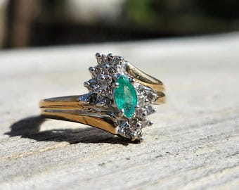 14k Marquise Smaragd Ring mit Pave Diamanten | Vintage Zustand Schmuck