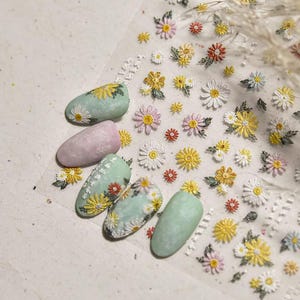 Kaufe 5 und erhalte 1 GRATIS 5D Frühlings Nagelsticker, selbstklebende Blumenmuster, einfache DIY Nagelkunst, 5D geprägte Nagelkunst Aufkleber (4905)