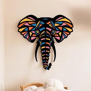 Arte de pared de metal con elefante bohemio: decoración geométrica de animales