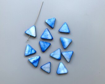 12 PC Mother of Pearl Triangle Beads with Holes