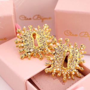 Schiaparelli Jewelry - Etsy