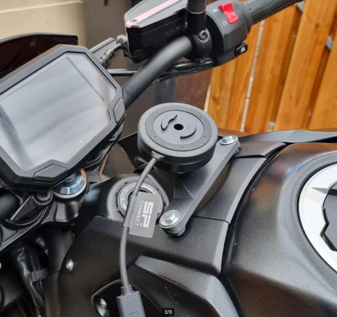 SP Connect Mount for Kawasaki Z900 – 3D Printed Phone / Navigation