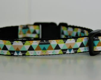 Breakaway Green Geometric Cat Collar