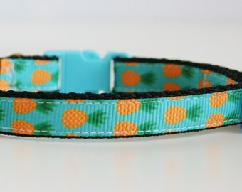 Breakaway Pineapple Cat Collar