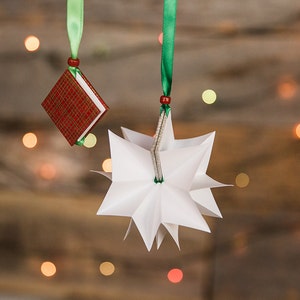 Christmas tree star ornament book image 1