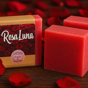 Rosa Luna Soap