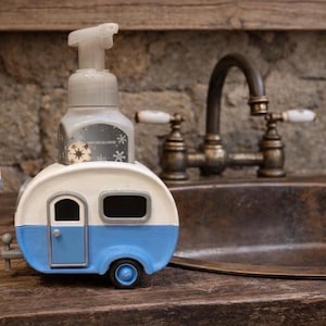 3D Printed Retro Camper Soap Holder | Farmhouse Sink Decor