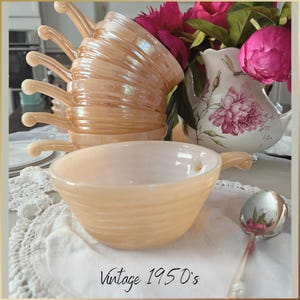 Vintage Fire King Peach Lusterware Suppenschüsseln - 8er Set