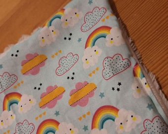 Enkele hangmat voor knaagdieren met regenboogwolkpatronen