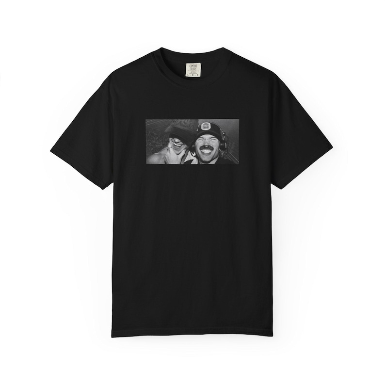 John Summit x Dom Dolla Oversized Tee: Koszulka Rave zdjęcie 3