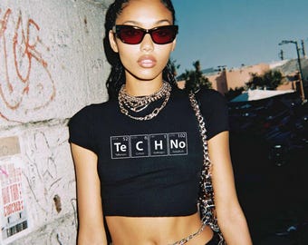 Top curto da tabela periódica TECHNO: Top curto Y2K Rave