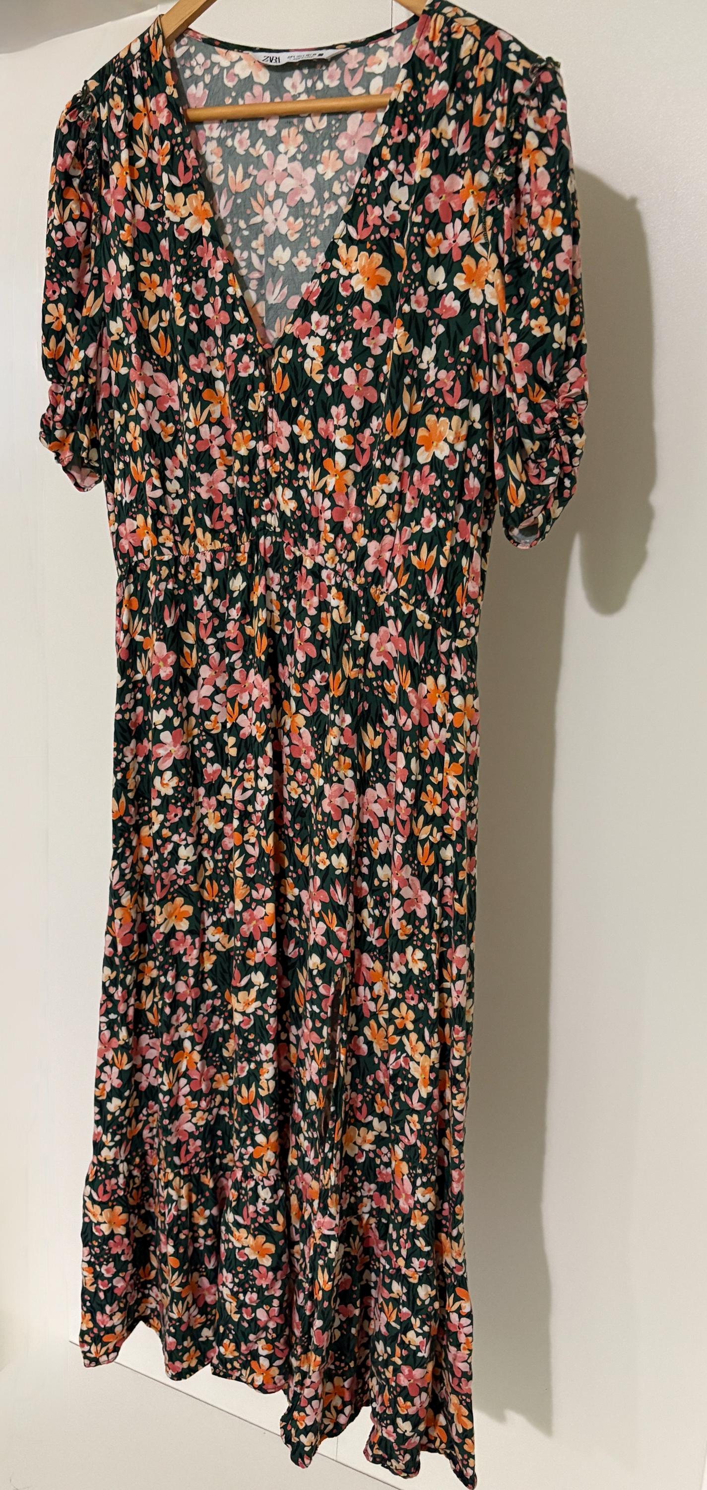 Zara Floral Vestito Grembiule Zara Zara Midi Dress Italia