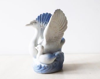 Vintage white swan and baby figurine