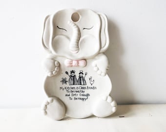 Vintage elephant ceramic kitsch spoon rest trivet