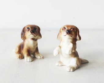 Vintage pair of brown pottery dogs, Vintage spaniel dog figurines