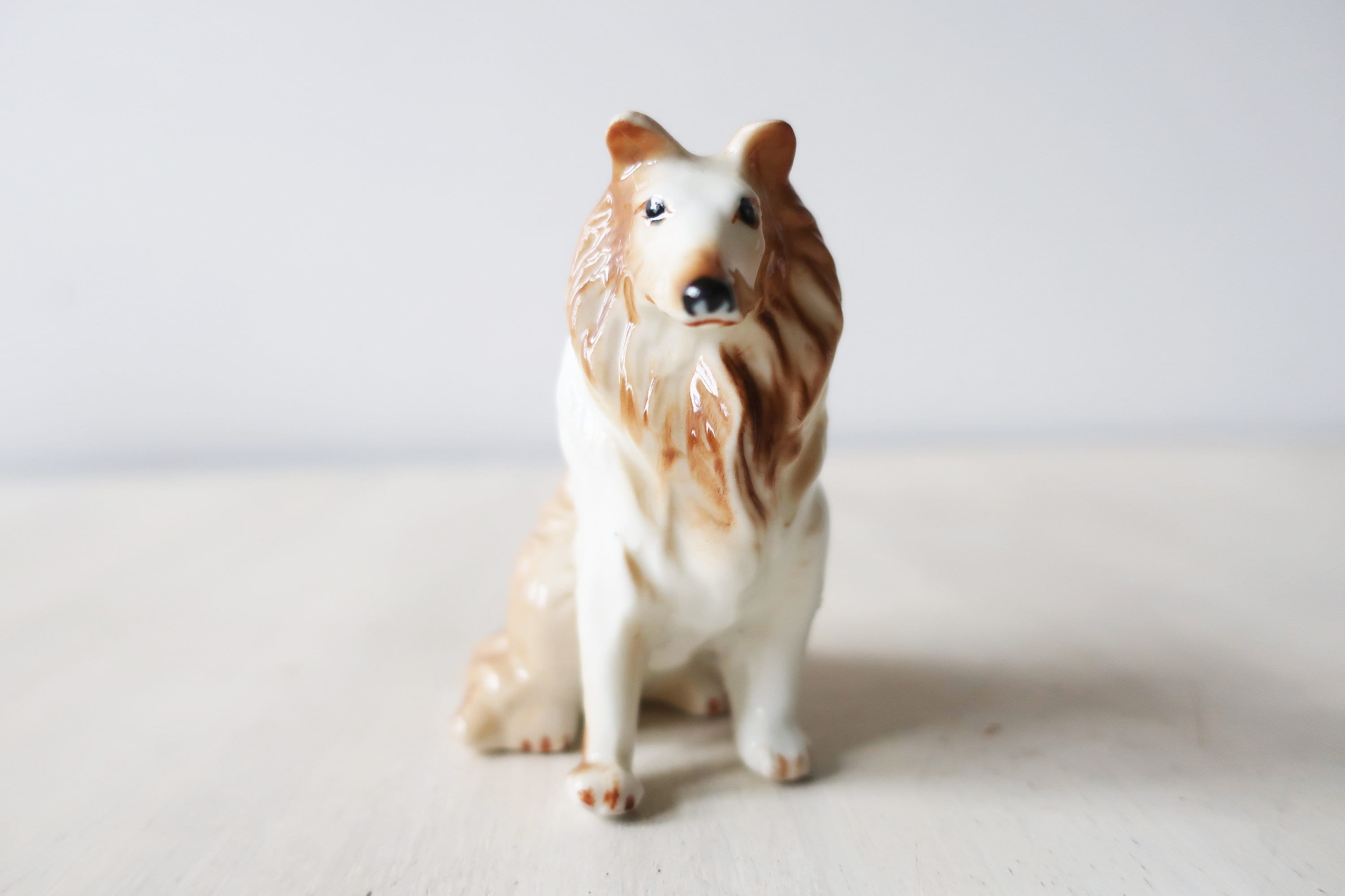 Vintage Ceramic Collie. Lassie. Sitting Dog. 3.5” Tall. Excellent  Condition!