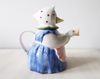 Vintage Otagiri Mother Goose teapot