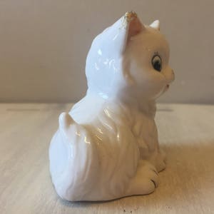 Vintage cute small white cat figurine image 5