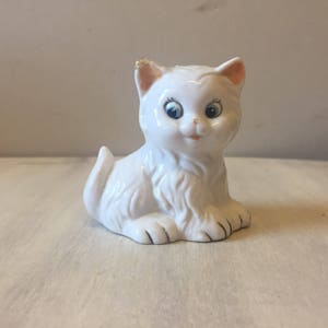 Vintage cute small white cat figurine image 8