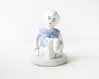 Small kitsch ceramic little girl figurine, China lady Japanese figurine