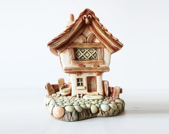 Pendelfin Cobble cottage, Vintage Pendelfin rabbit