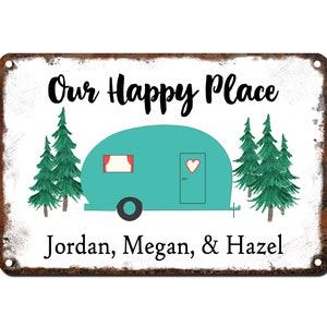 Personalized Camper Sign, Happy Camper, Glamper Sign, RV Sign, Camper Door Hanger, Vintage Camper, Camper Sign, rustic decor, log cabin,