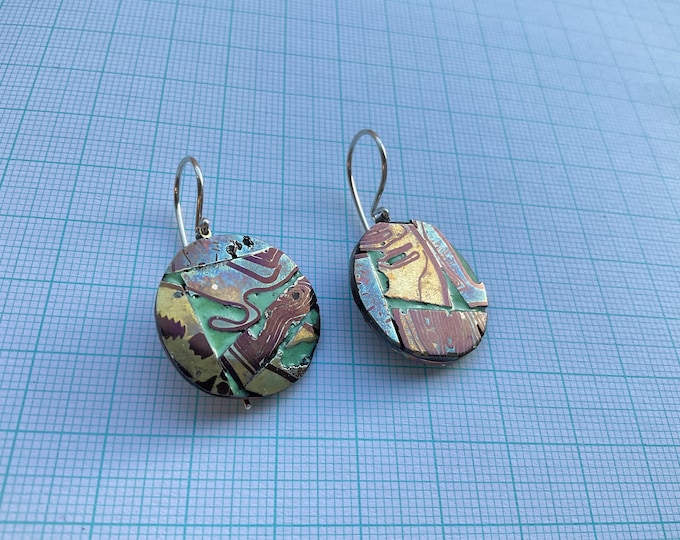 Earring large enamel