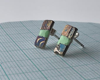 Earring small enamel stud