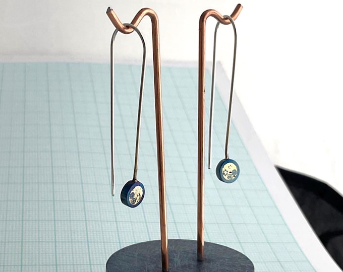 Tiny drop earrings