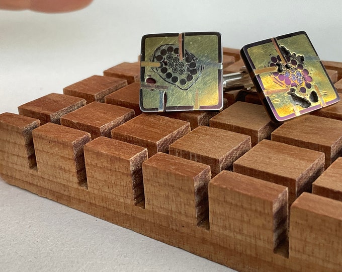 Cuff links C