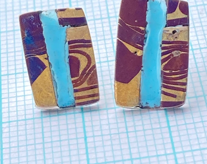 Earring stud enamel