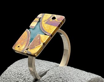 Fancy enamel ring size W